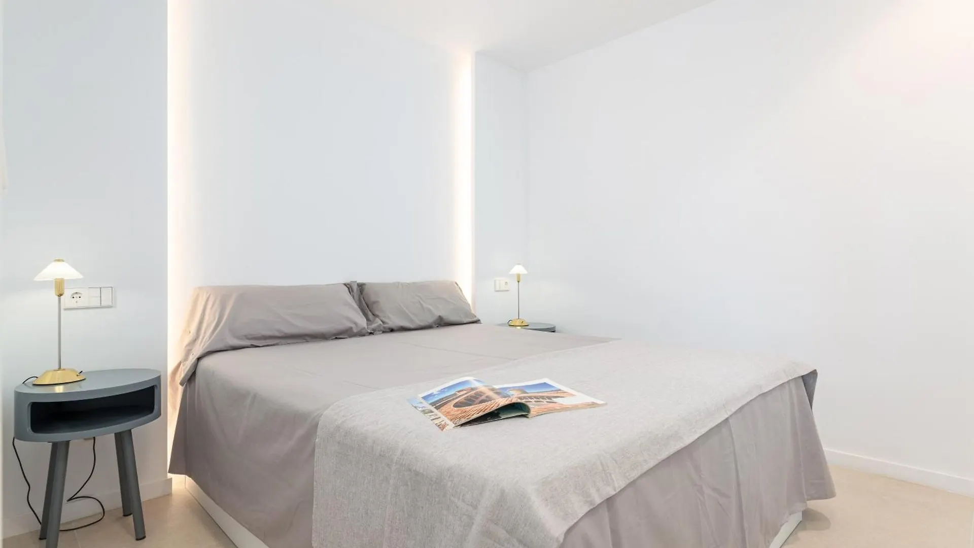 Oiza Garden At Alcudia Beach With Wifi And Aacc, Bahiablanca